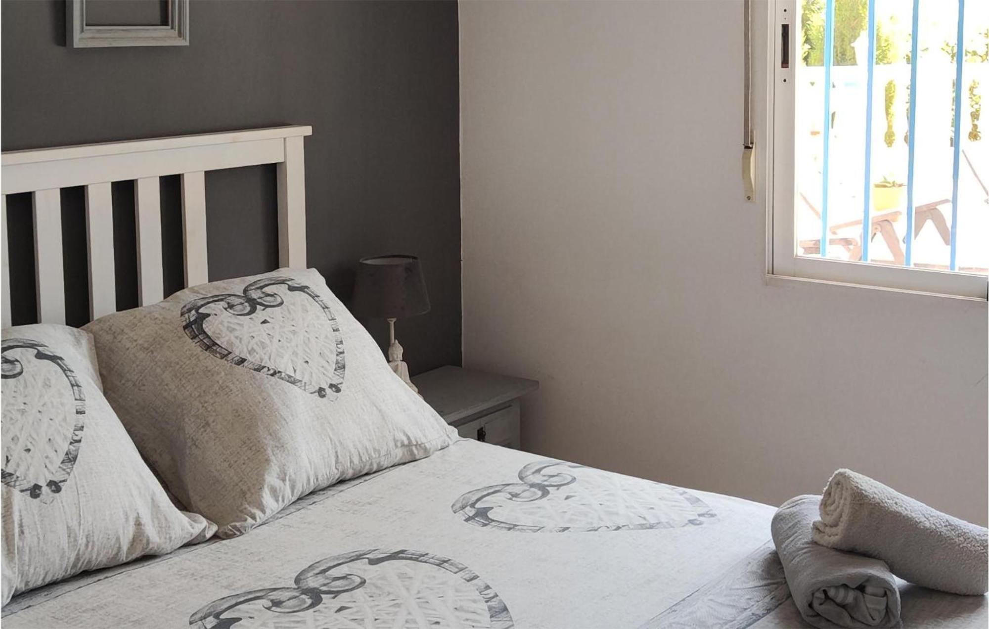 Pet Friendly Home In Velilla-Taramay With Kitchen Dış mekan fotoğraf